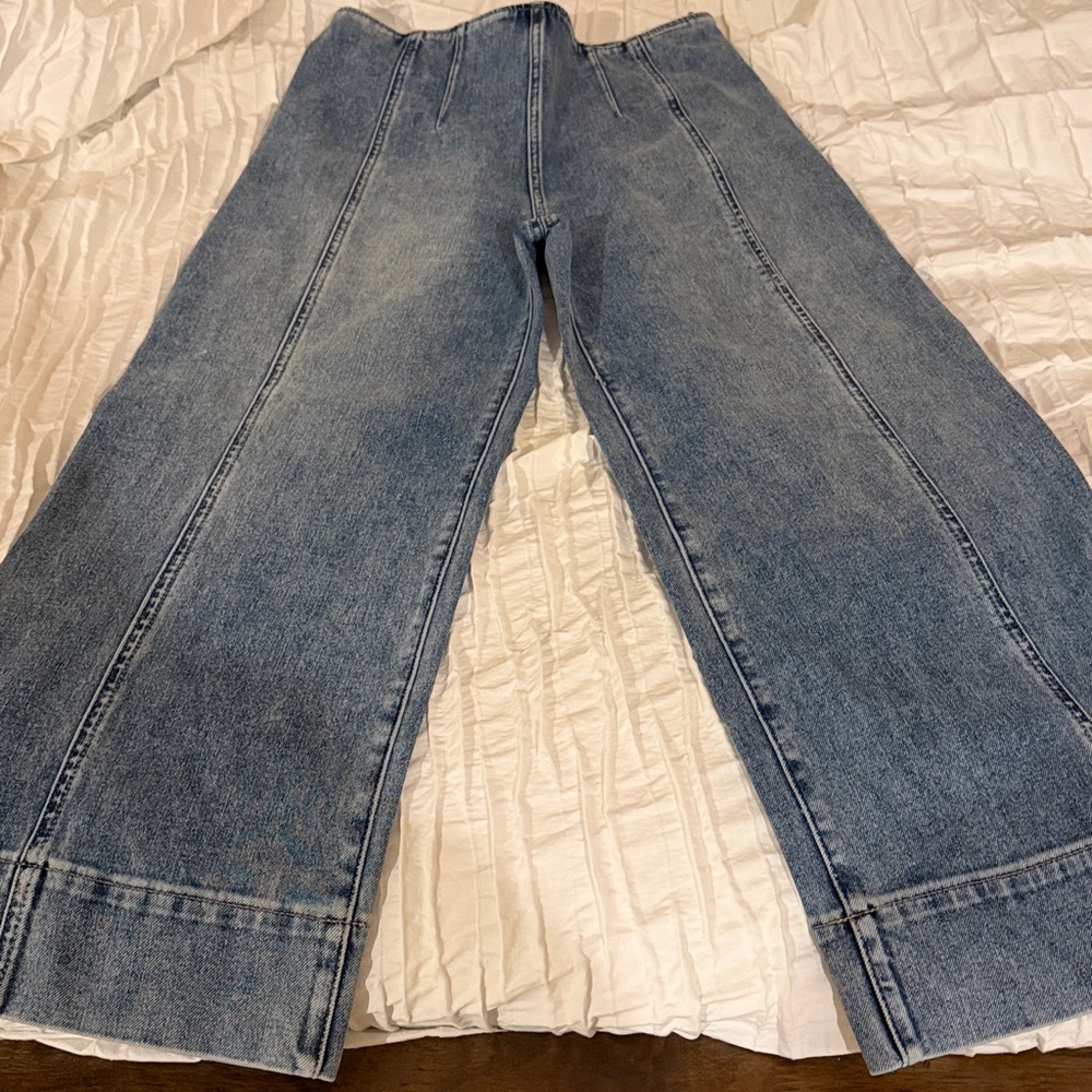 White House Black Market Women’s Extra High-Rise Wide Leg Cropped Jeans Size 4 - Picture 3 of 7